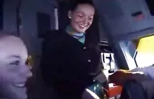 XXX Hai cô gái phim sex chi em vietsub tóc vàng